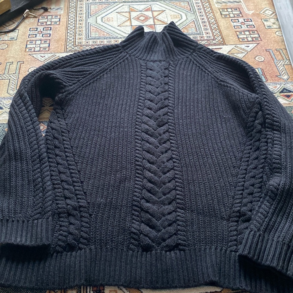 Lululemon sweater